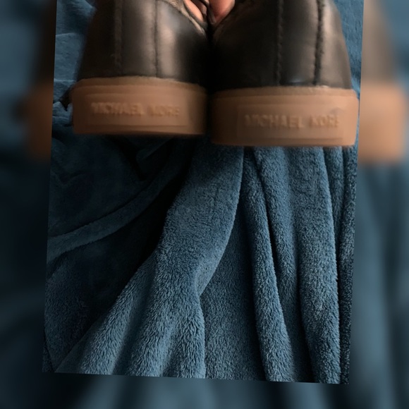 Womens MICHAEL KORS Flat sneakers Sz 7.5 - Picture 4 of 8